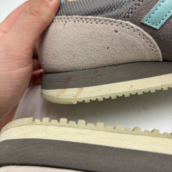 New Balance Women’s 7.5 X J. Crew Grey Suede 620 Lace Up Sneakers - Picture 7 of 9